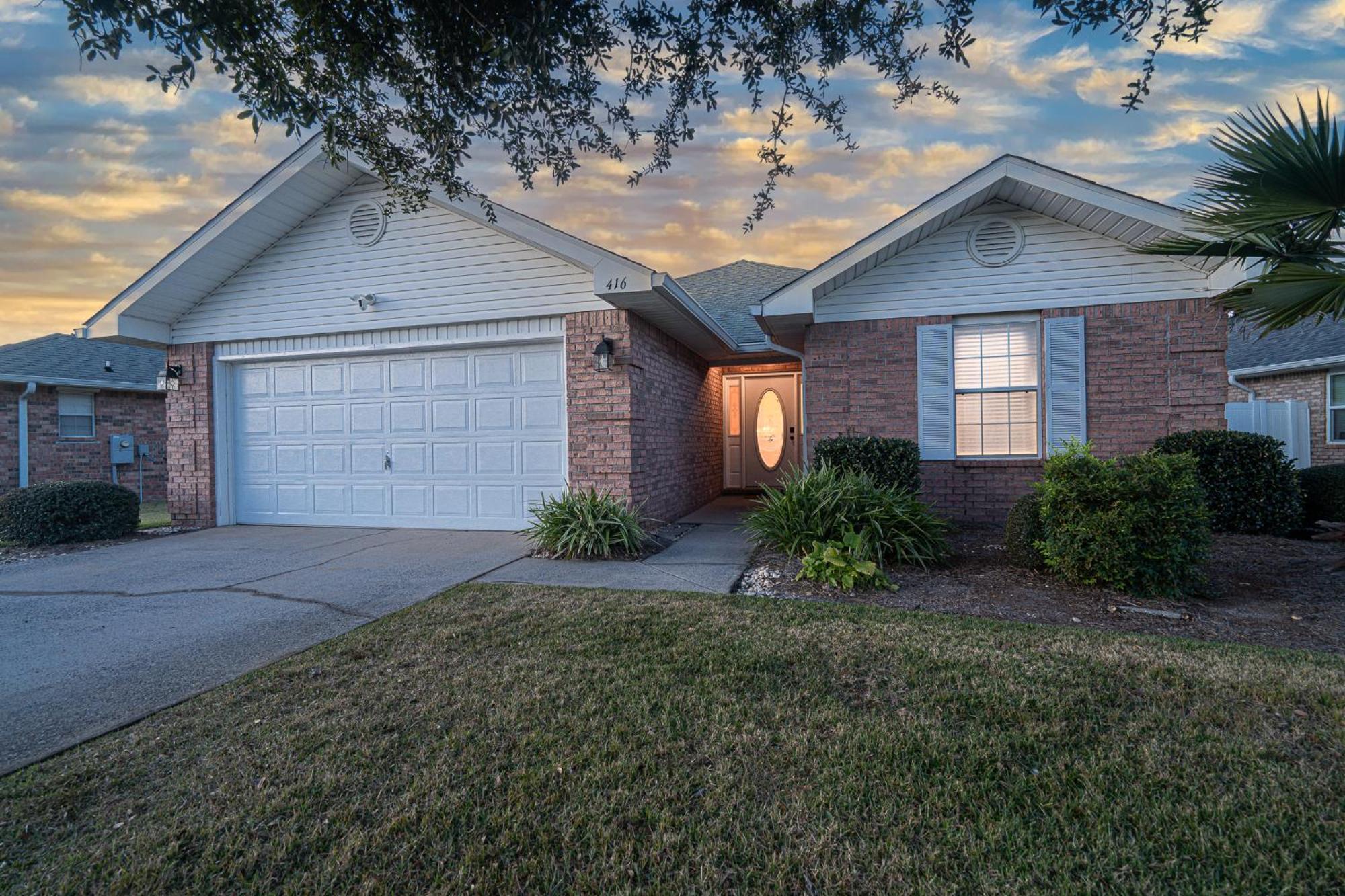 Heated Pool And Golf Cart, Walk To Beach! Best Deal! Destin Buitenkant foto