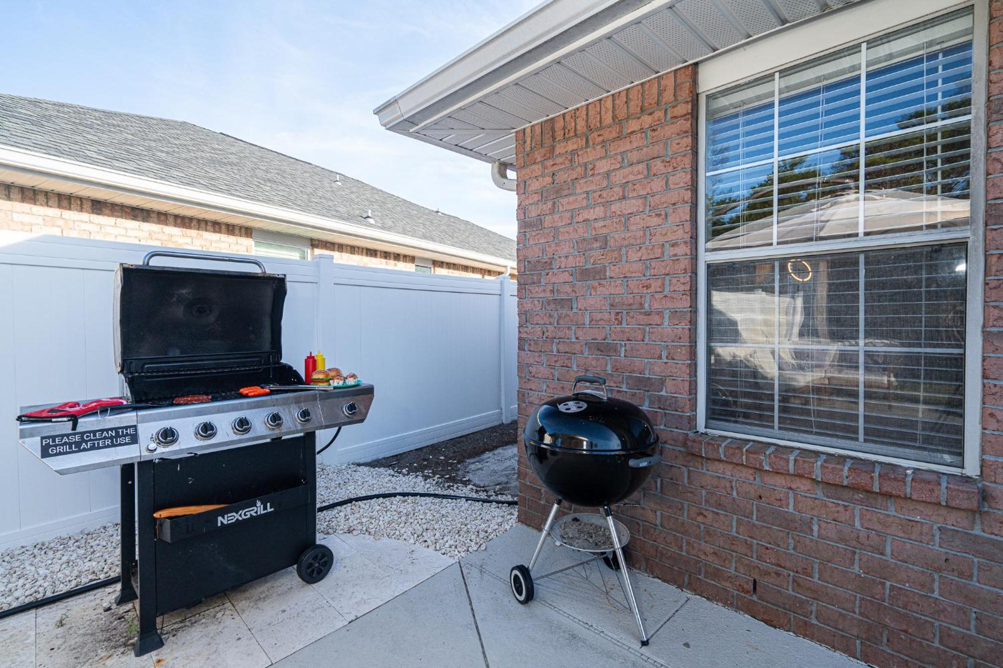 Heated Pool And Golf Cart, Walk To Beach! Best Deal! Destin Buitenkant foto